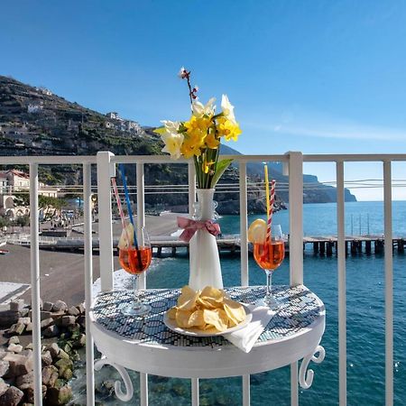 Apartamento Il Nido Del Gabbiano Minori Exterior foto