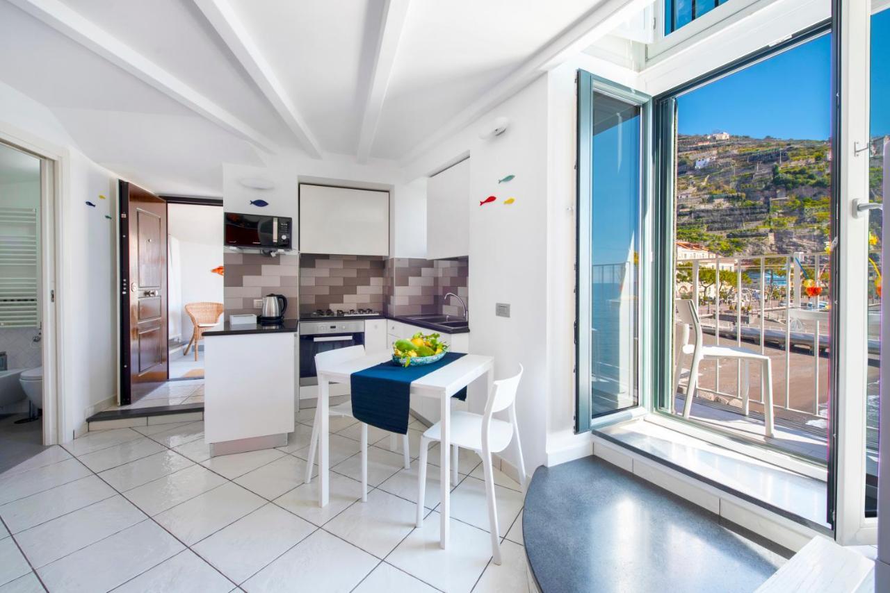 Apartamento Il Nido Del Gabbiano Minori Exterior foto