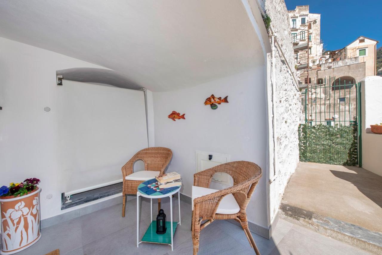 Apartamento Il Nido Del Gabbiano Minori Exterior foto